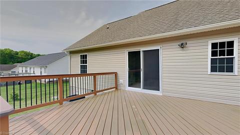 2464 Featherstone Ct, Trinity, NC 27370 photo 12