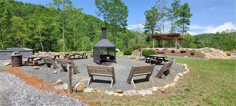 2203 Staghorn Rd, Purlear, NC 28665 photo 5
