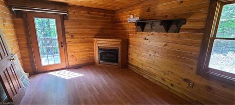 2203 Staghorn Rd, Purlear, NC 28665 photo 11