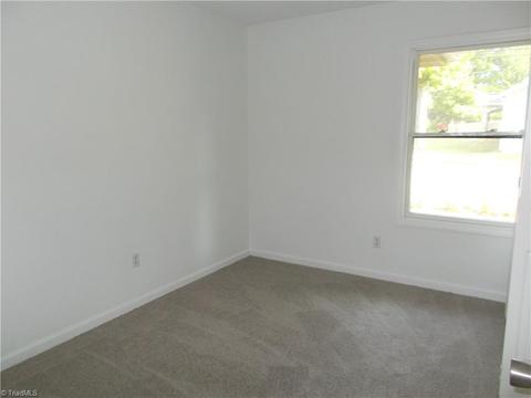 1600 Beaucrest Ave, High Point, NC 27265 photo 12