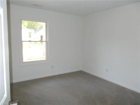 1600 Beaucrest Ave, High Point, NC 27265 photo 11