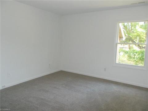 1600 Beaucrest Ave, High Point, NC 27265 photo 8