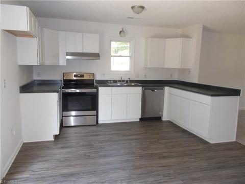 1600 Beaucrest Ave, High Point, NC 27265 photo 5
