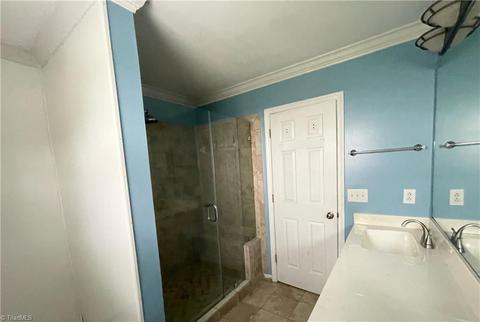 757 Younger Pl, High Point, NC 27265 photo 17