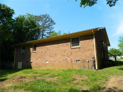 4142 Pointer Ln, Sophia, NC 27350 photo 5