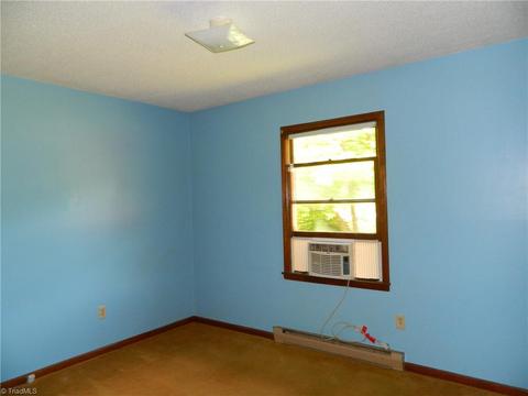 4142 Pointer Ln, Sophia, NC 27350 photo 14