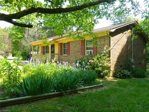 4142 Pointer Ln, Sophia, NC 27350 photo 1