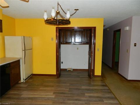 4142 Pointer Ln, Sophia, NC 27350 photo 11