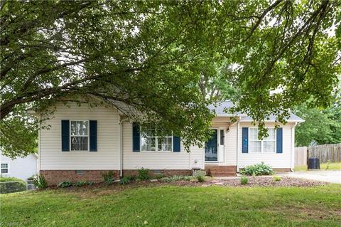 111 Ridge Creek Cir, Trinity, NC 27370 photo 1