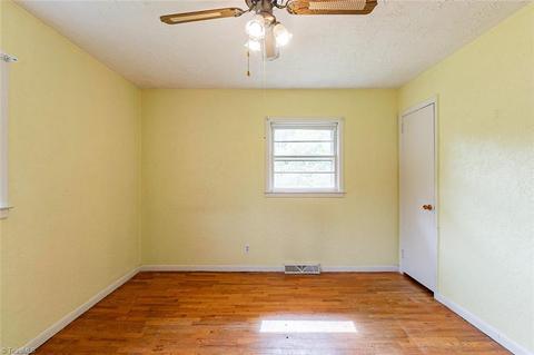 201 Meredith Dr, Trinity, NC 27370 photo 9