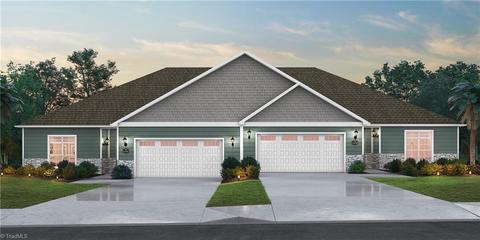 125 Mountain Maple Dr, King, NC 27021 photo 4