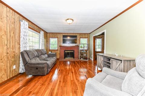 1603 Staley Rd, High Point, NC 27265 photo 5