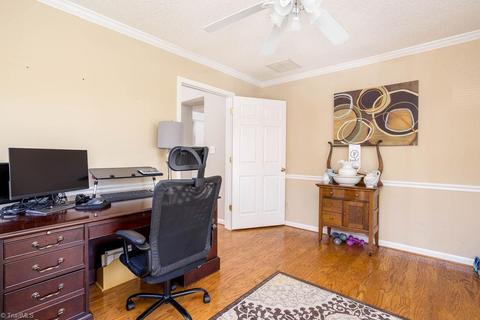 3303 Timberwolf Ave, High Point, NC 27265 photo 18