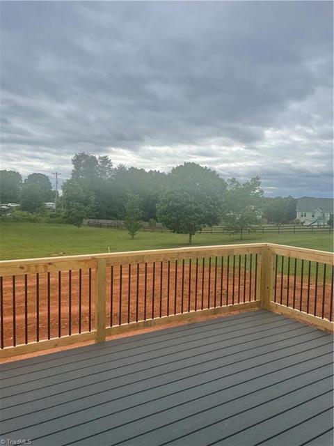 107 Mollie Rd, Harmony, NC 28634 photo 10