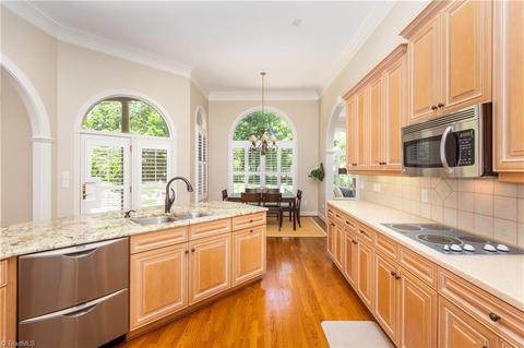 127 Willoughby Park Dr, High Point, NC 27265 photo 23