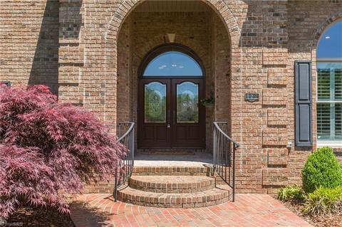 127 Willoughby Park Dr, High Point, NC 27265 photo 8