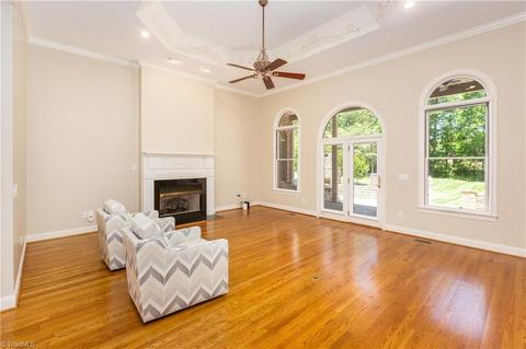127 Willoughby Park Dr, High Point, NC 27265 photo 15