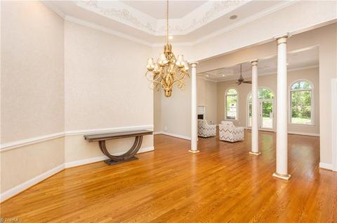 127 Willoughby Park Dr, High Point, NC 27265 photo 13