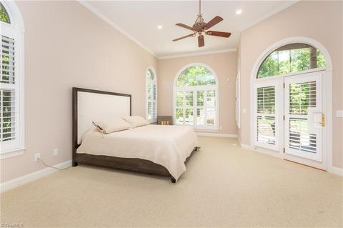 127 Willoughby Park Dr, High Point, NC 27265 photo 34