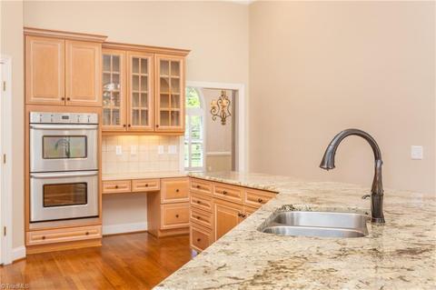 127 Willoughby Park Dr, High Point, NC 27265 photo 21