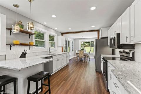 263 E Brocktown Rd, Moravian Falls, NC 28654 photo 9
