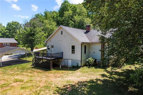 263 E Brocktown Rd, Moravian Falls, NC 28654 photo 4