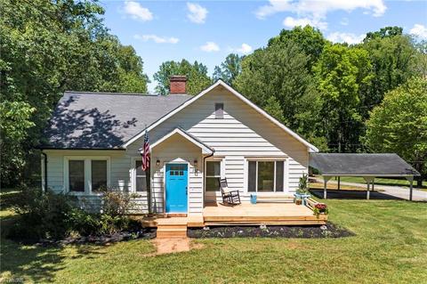 263 E Brocktown Rd, Moravian Falls, NC 28654 photo 3