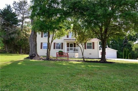 4838 Colonial Cir, Trinity, NC 27370 photo 1