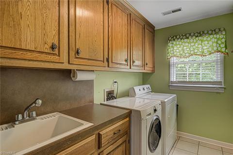 3405 Donegal Dr, Clemmons, NC 27012 photo 38