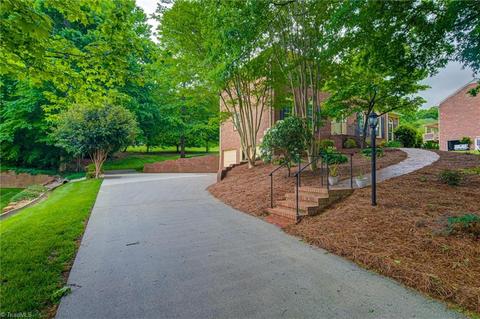 3405 Donegal Dr, Clemmons, NC 27012 photo 4