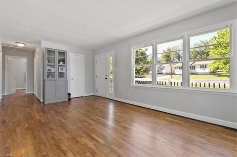2914 Central Ave, High Point, NC 27260 photo 4