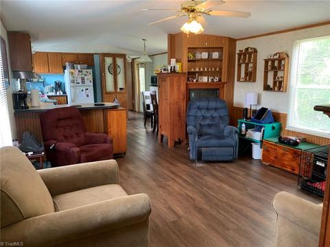 2052 High Bridge Rd, Pinnacle, NC 27043 photo 1