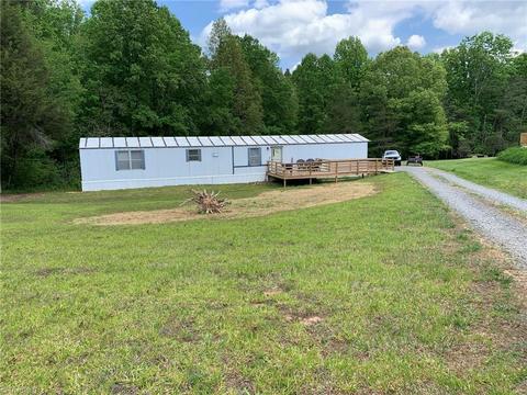 2052 High Bridge Rd, Pinnacle, NC 27043 photo 18