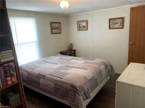 2052 High Bridge Rd, Pinnacle, NC 27043 photo 14