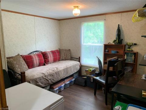 2052 High Bridge Rd, Pinnacle, NC 27043 photo 15