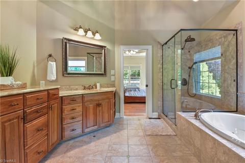 6030 Crescentbrook Ln, Clemmons, NC 27012 photo 13