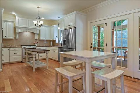 6030 Crescentbrook Ln, Clemmons, NC 27012 photo 8