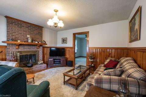 136 Mill Rd, State Road, NC 28676 photo 7