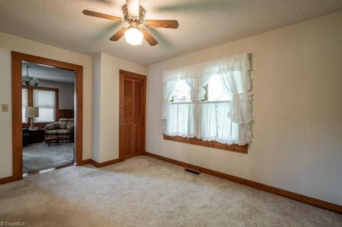 136 Mill Rd, State Road, NC 28676 photo 8