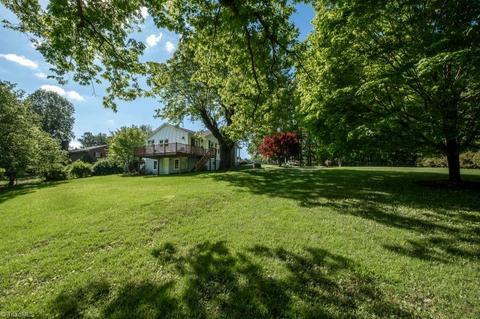 136 Mill Rd, State Road, NC 28676 photo 21