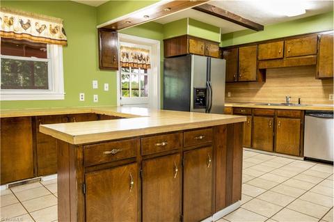 3966 Old Glenola Rd, Trinity, NC 27370 photo 4