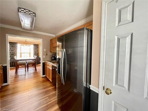 3871 Eagleston Ct, High Point, NC 27265 photo 10