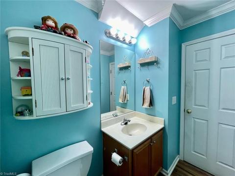 3871 Eagleston Ct, High Point, NC 27265 photo 27