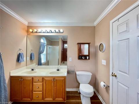 3871 Eagleston Ct, High Point, NC 27265 photo 19