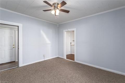 618 Oak St, Eden, NC 27288 photo 9