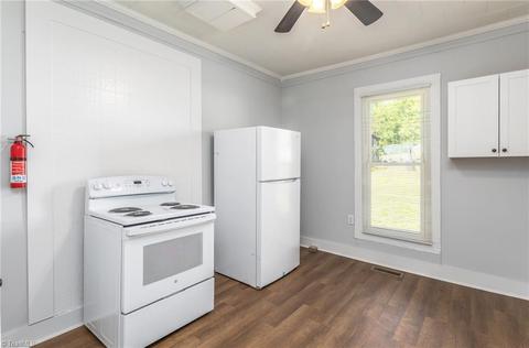 618 Oak St, Eden, NC 27288 photo 18