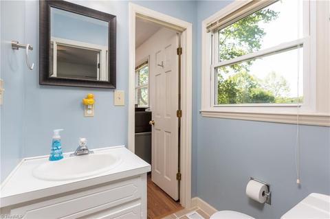 1007 Aberdeen Rd, High Point, NC 27265 photo 28