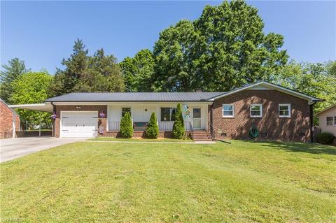 1007 Aberdeen Rd, High Point, NC 27265 photo 6