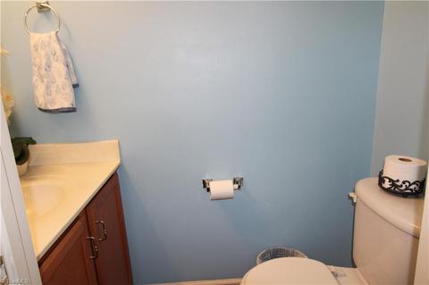 807 Joines St, High Point, NC 27263 photo 7