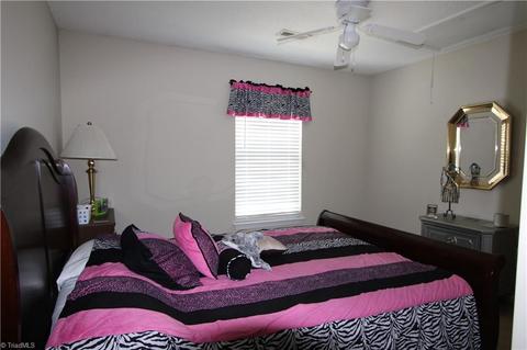 807 Joines St, High Point, NC 27263 photo 18